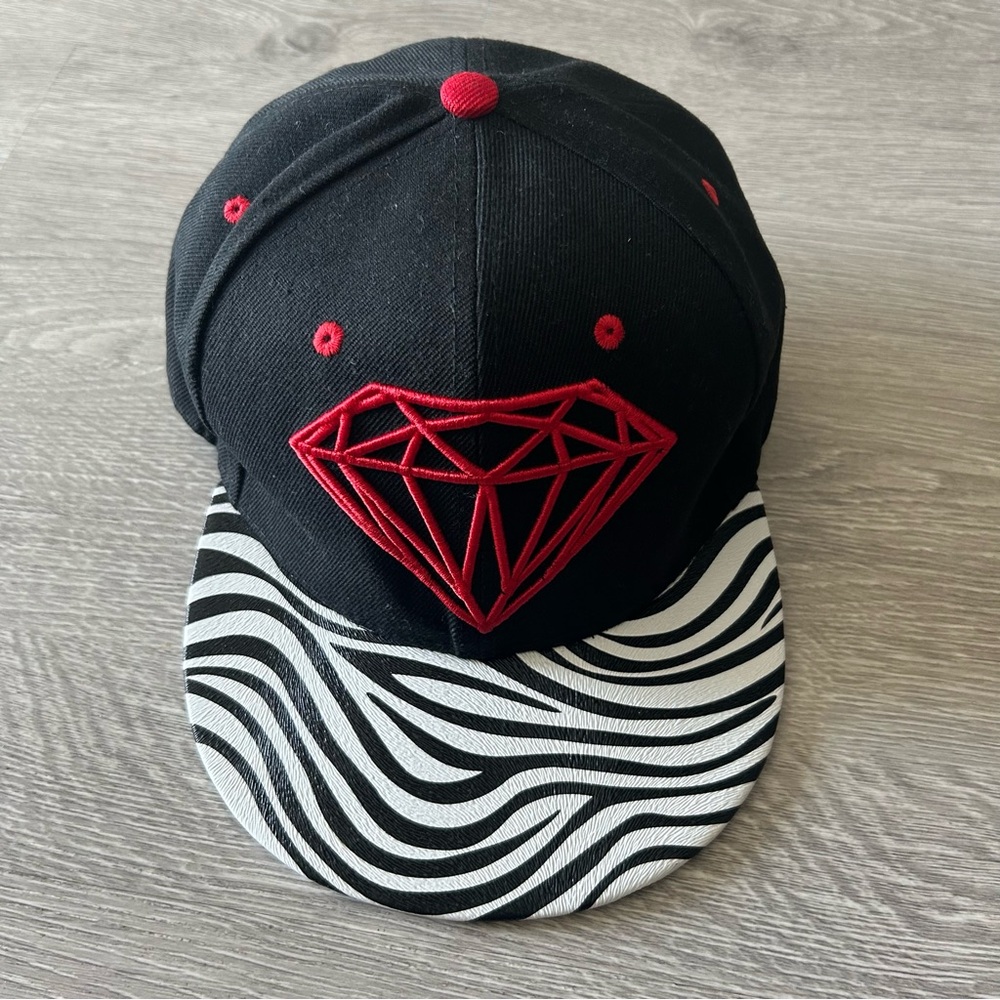 Diamond Hat - Picture 2 of 7
